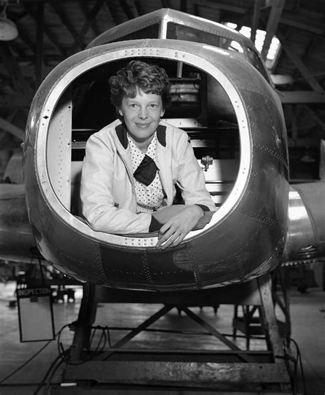 Bones belong to Amelia Earhart, forensic analysis shows