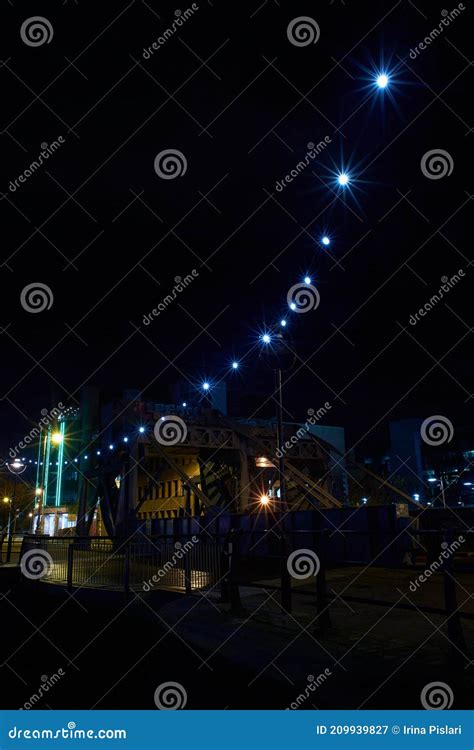 Beautiful City in the Night. Dublin, Ireland Editorial Photography ...