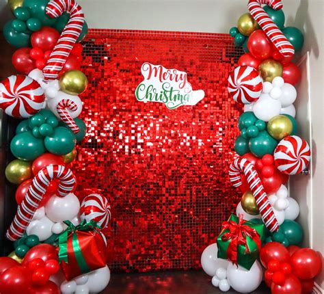 Christmas Party Backdrop Ideas | Christmas balloon decorations ...