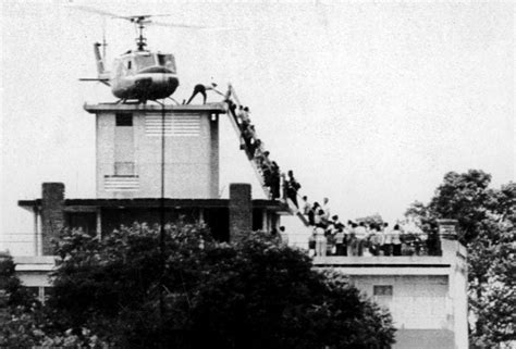 Vietnam War ends: Saigon government surrenders (1975) - Click Americana