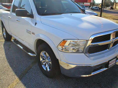 2016 Dodge Ram 1500 SLT Quad Cab 4-Door Pickup White - Fred Pilkilton Motors