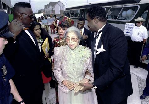 Rosa Parks Bus Boycott Arrest Anniversary Facts: 60 Years Have Passed Since Historic Montgomery ...