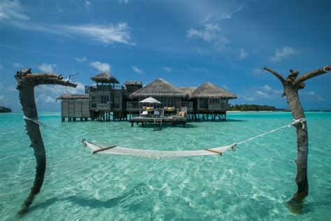 The 11 Most Out of this World Luxury Maldives Resorts | OneFabDay.com