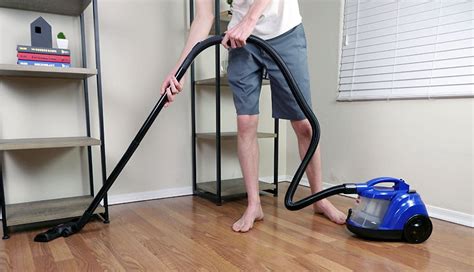 Hoover vs. Bissell (Vacuum Comparison) | Modern Castle