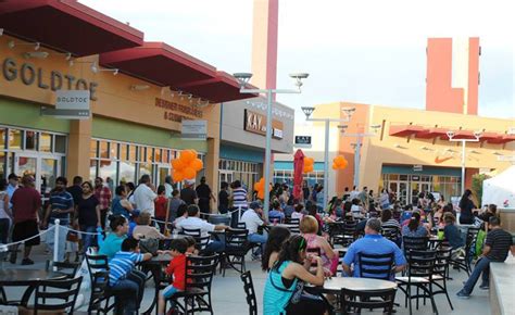 El Paso - The Outlet Shoppes at El Paso