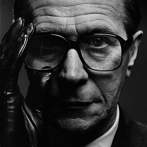 Gary Oldman with the iconic glasses for Tinker, Tailor, Soldier, Spy. | Gary oldman, George ...