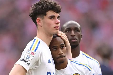 Archie Gray transfer warning for Leeds United amid 'fire sale ...