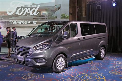 售價129.9萬不變，Ford Tourneo Custom 福特旅行家系列導入9人座Kombi車型正式發表！ - CarStuff 人車事