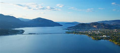 Lake Okanagan Resort – Say Hi to Okanagan Tours