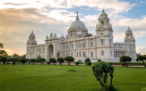 Amazing Things to do in Kolkata city - Golden Triangle Tour with Kolkata