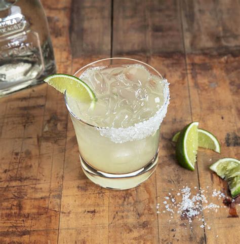 Enjoy Patrón Classic Margarita, a cocktail made with Patrón Silver. | Recipe | Classic margarita ...