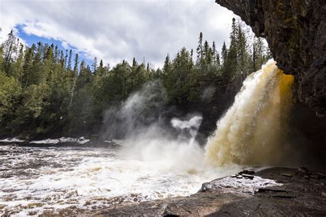 Waterfalls of Ontario: Red Rock Falls