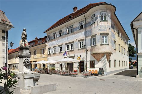 Visit And Explore the Medieval Old Town of Radovljica, Slovenia