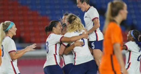 U.S. Olympic women's soccer team reaches semifinals in thrilling win - CBS News