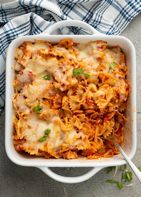 4 Ingredient Chicken Pasta Casserole | Gimme Delicious