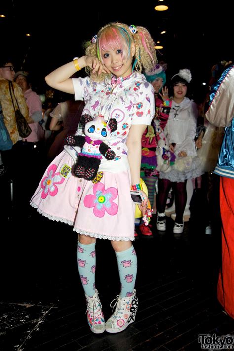 Kawaii Harajuku Fashion at Pop N Cute (33) – Tokyo Fashion