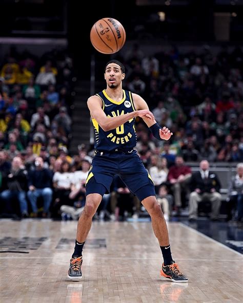 Tyrese Haliburton's 2021-22 Season in Photos Photo Gallery | NBA.com