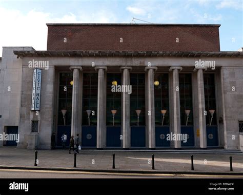 Civic Hall in Wolverhampton Stock Photo - Alamy