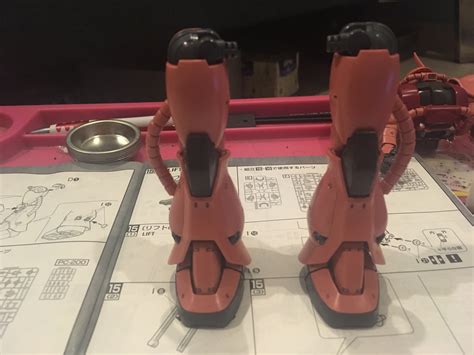 MS-06S Zaku II Char Aznable Custom (MG) Ver.2.0 Review – Kimi The Builder