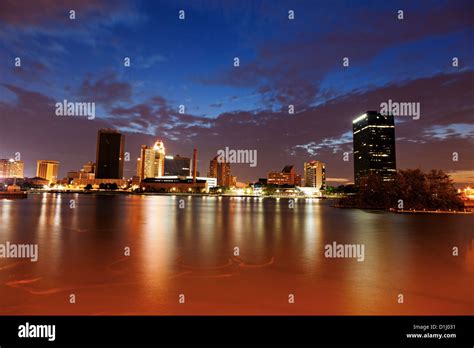 Toledo ohio skyline hi-res stock photography and images - Alamy