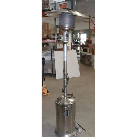 OUTDOOR PROPANE POWERED PATIO HEATER