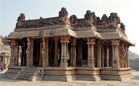 Temple With Mysterious Musical Pillars - Sri Vijaya Vittala Temple