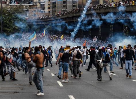 Youth shot dead during protest against Venezuela President Maduro ...