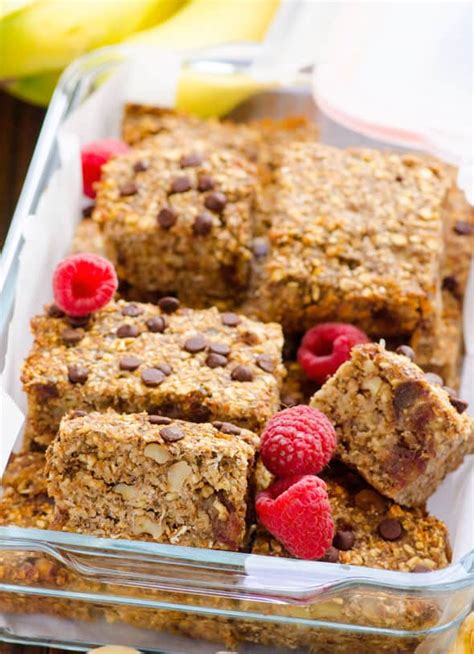 Healthy Banana Oatmeal Bars - iFoodReal.com