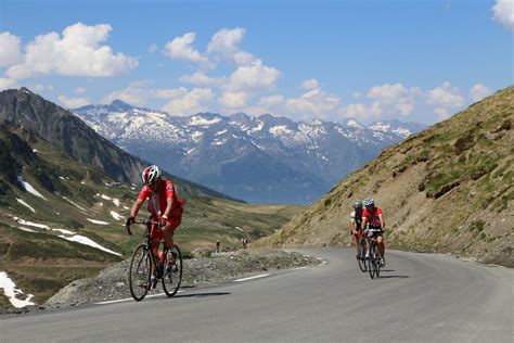 Cycling the Col du Tourmalet - Mountain BugMountain Bug