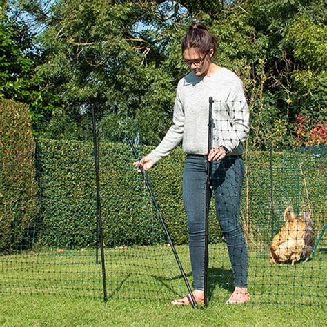 This handy flexible chicken fencing comes in a 12, 21 and 32 metre rolls, is easy to put up and ...