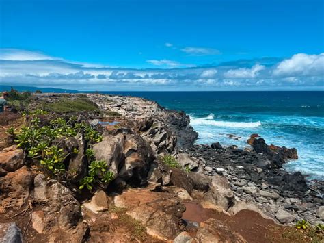 The Beautiful Kapalua Coastal Trail - Chasing ADVNTR