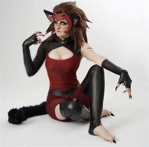 Catra cosplay by @nonbinate on instagram | Cute cosplay, Cosplay woman, Cosplay characters