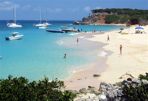 Tintamarre, beach near Sint Maarten / Saint Martin