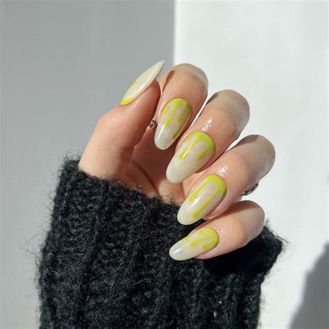 11 Slime-Green Nail Ideas That Drip With Bold Color