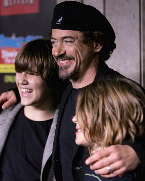 Robert Downey Jr.'s son pokes fun at his car skills - Scoop Upworthy