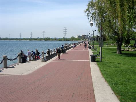 Spencer Smith Park on Burlington's waterfront in Ontario, Canada image - Free stock photo ...