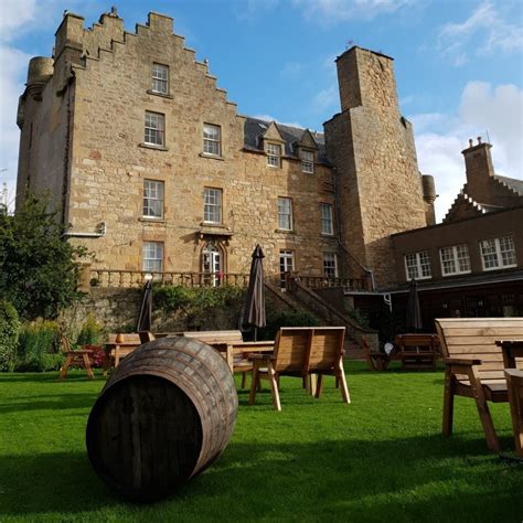 Dornoch Castle Hotel - Scottish Whisky Bars