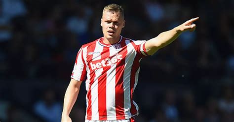 Stoke City skipper Ryan Shawcross poised to miss Southampton game - Stoke-on-Trent Live