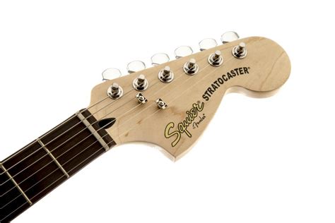 Squier Deluxe Stratocaster Review (2020)