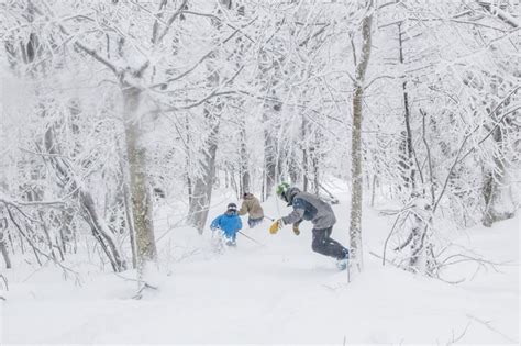 Snowfall Brings Record Early Season for Vermont Ski Resorts | First Tracks!! Online Ski Magazine