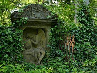 Olšany Cemetery, Prague / Olšanské hřbitovy, Praha | Flickr