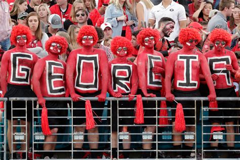 Georgia Bulldogs Colors: The History Behind UGA’s Famous Red & Black ...