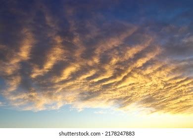 15,921 Stratocumulus clouds Images, Stock Photos & Vectors | Shutterstock