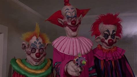 Killer Klowns: 30 Years On The Nightmare Merry-Go-Round | Horror Geek Life