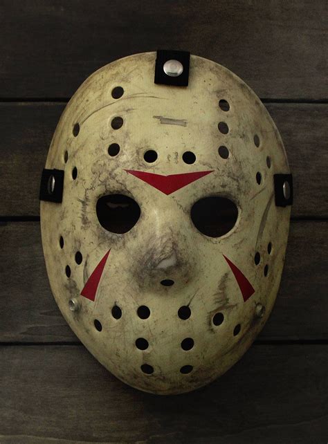 Friday the 13th Jason Voorhees Part 3 Hockey Mask.