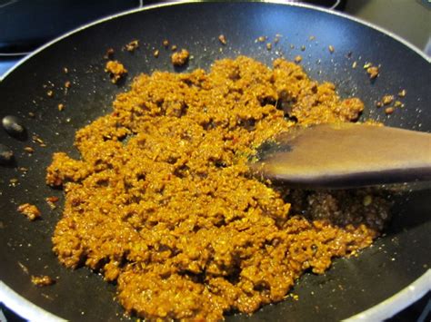 Madras Curry Paste Recipe – My Favourite Pastime