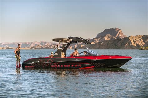 Malibu Introduces 2015 Phil Soven Signature Edition Boat - Alliance Wakeboard