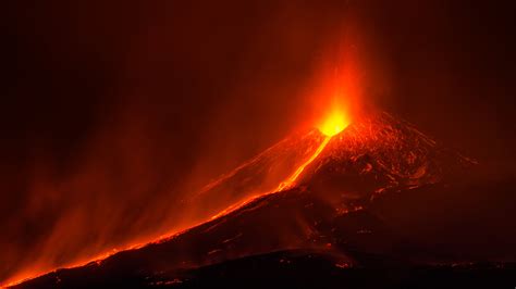 How to Watch Mount Etna Volcanic Eruption Live - Newsweek