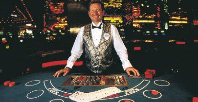 Blackjack Dealer Makes a Mistake – Is is Fair to the Player?