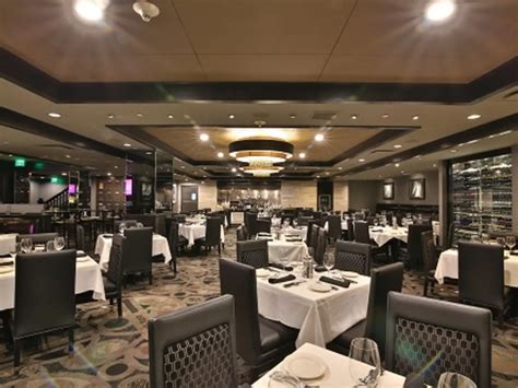 Morton's The Steakhouse - DTLA | Discover Los Angeles